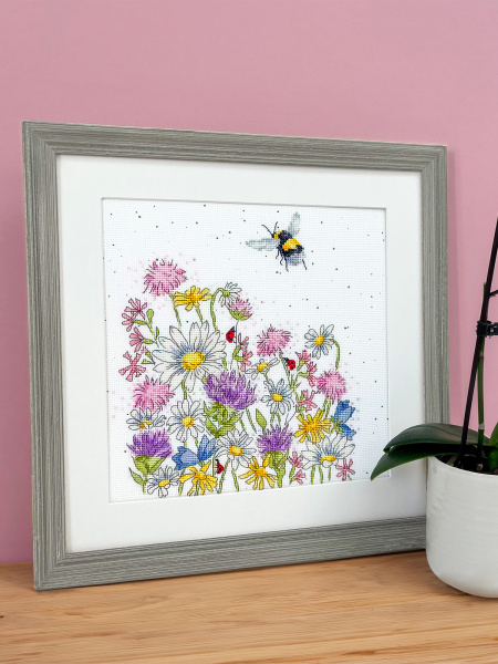 Набор для вышивания "Spreading Sunshine". Арт XHD144