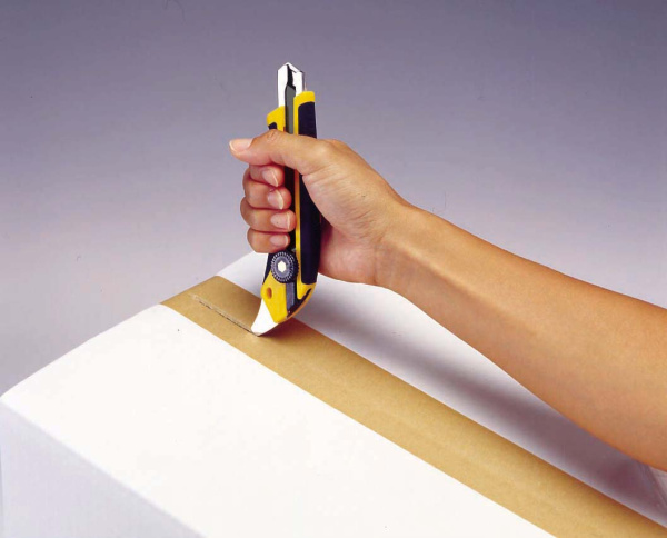 Нож сверхпрочный Olfa c многофункциональным выступом. Арт L-5