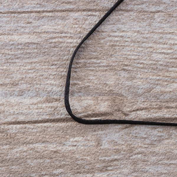 Шнур атласный SAFISA 1,5 мм, 25 м, цвет 01, черный. Арт 470-01                  