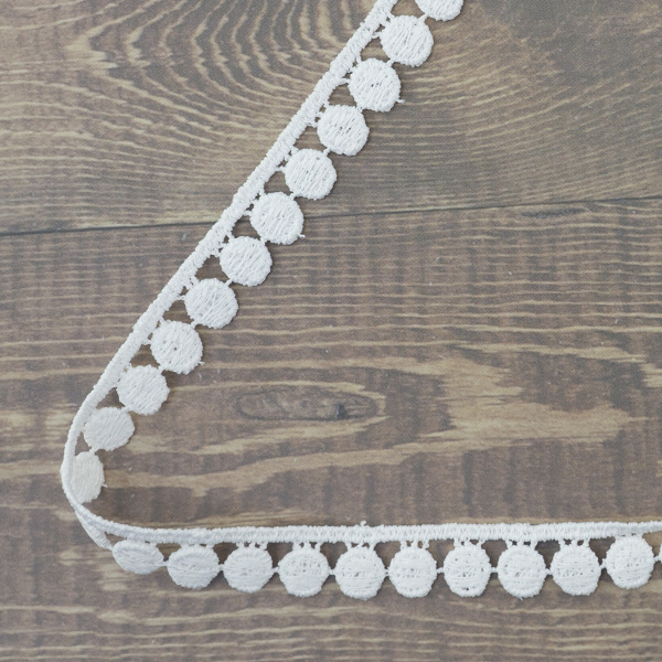 Кружево гипюр, 12 мм, цвет белый, 100% полиэстер, 4,5 м. Арт G-4634.212