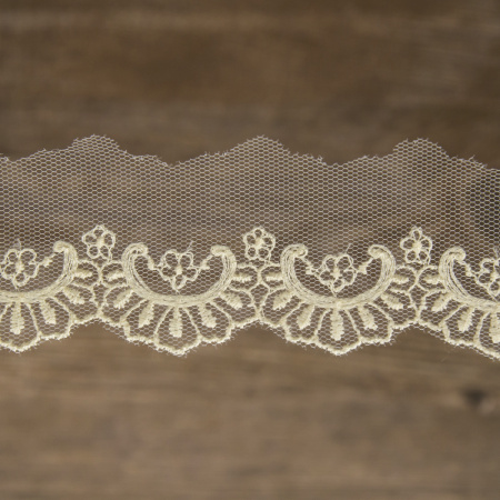 Кружево-вышивка на тюле, 22 мм, 14,6 м. Арт 41686/02