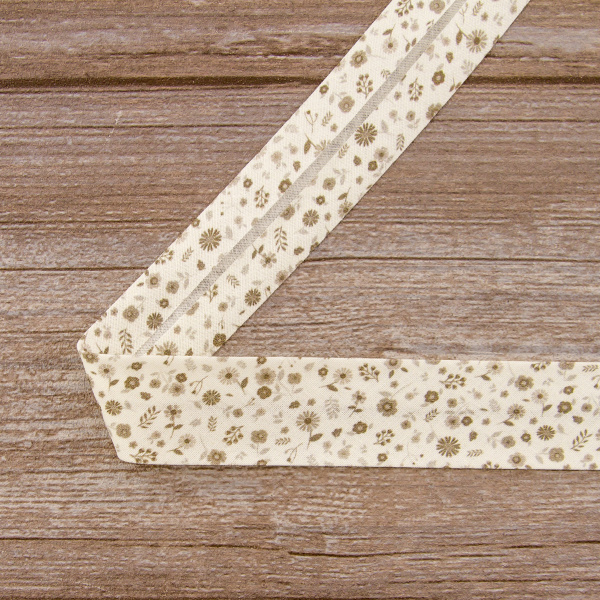 Косая бейка с рисунком SAFISA, арт.6628, 30 мм, 20 м, цвет 01. Арт 6628-30мм-01