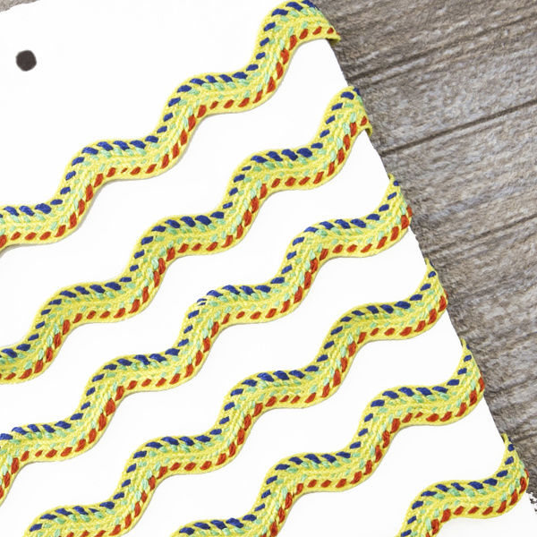 Тесьма PEGA тип вьюнчик, салатовый с орнаментом, 11,5 мм. Арт 841513025DA001         