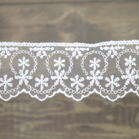 Кружево-вышивка на тюле, 45 мм, цвет белый, 100% полиэстер, 3,5 м. Арт T-1281.212