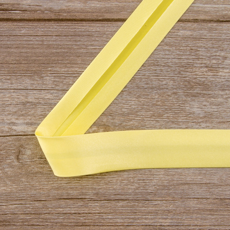 Косая бейка атласная 30 мм, 25 м, цвет 09, светло-желтый. Арт 6260-30мм-09            