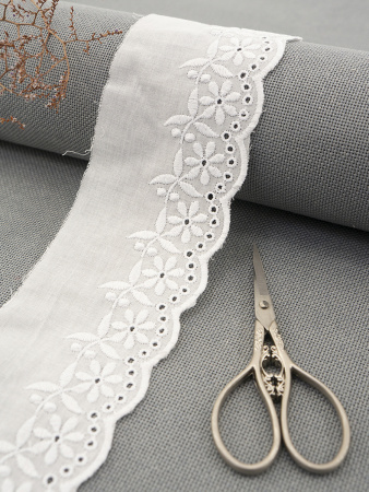Шитье-вышивка на батисте, прошва, 45 мм, цвет белый, 50% полиэстер, 50 % хлопок, 3,5 м. Арт 4B1126.212