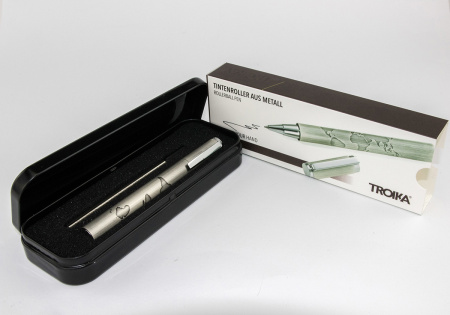 Ручка шариковая TROIKA "Мир в ваших руках". Арт PEN10/SI