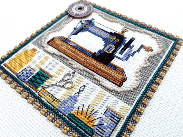 Набор для вышивания "Швейная машинка". Арт 13.003.24
