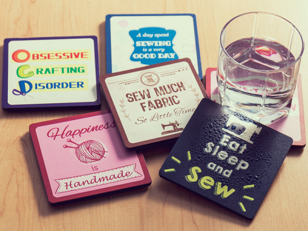 Набор подстаканников деревянных с изображением швейных сюжетов. Арт N4370