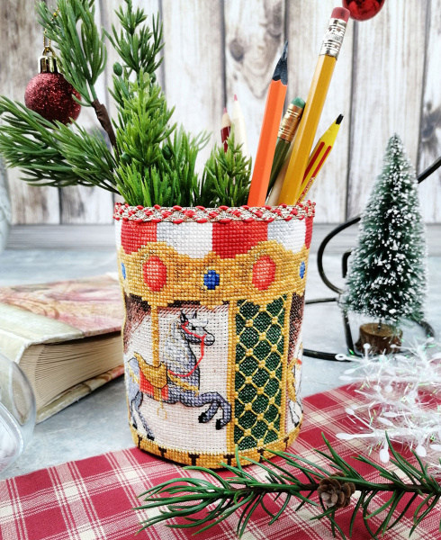 Набор для создания карандашницы "Карусель". Арт 21.002.26