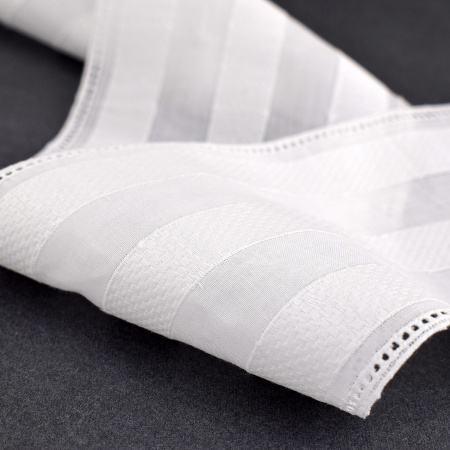 Шитье-вышивка на батисте, прошва, 100 мм, цвет белый. Арт 29926/B