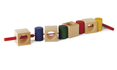 Конструктор детский дизайнерский NAEF BASIC "Signa" 3+, дерево, 20 x 5 x 5 см, 8 деталей и шнур. Арт 9227