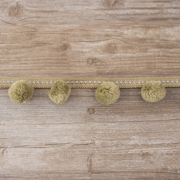 Тесьма с помпонами PASSAN цвет льняной. Арт PT - 500-col.PE - 82