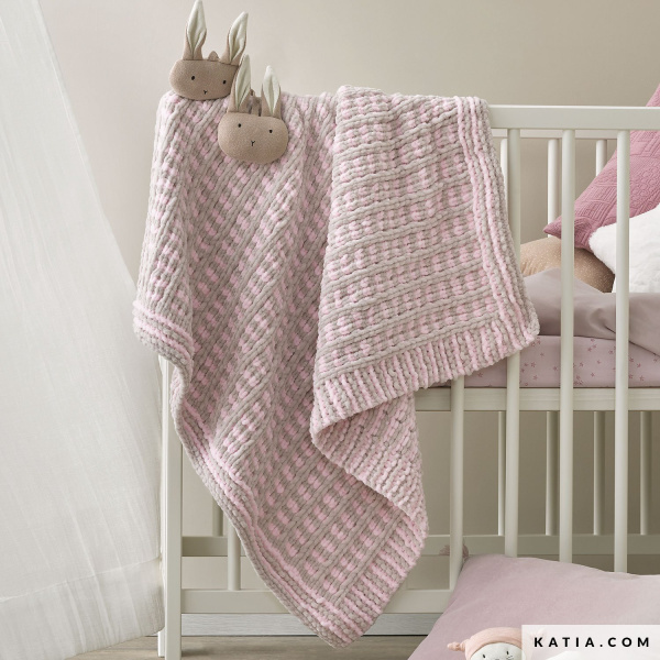 Пряжа Bambi, 100% полиэстер, 100 г, 120 м. Арт 871.301