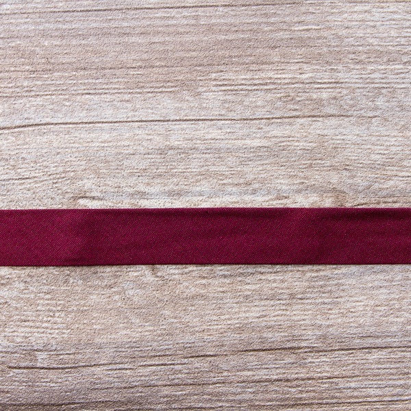 Косая бейка хлопок/полиэстер на блистере, 20 мм, 3 м, цвет 30,  Бордовый. Арт P06120-20мм-30          