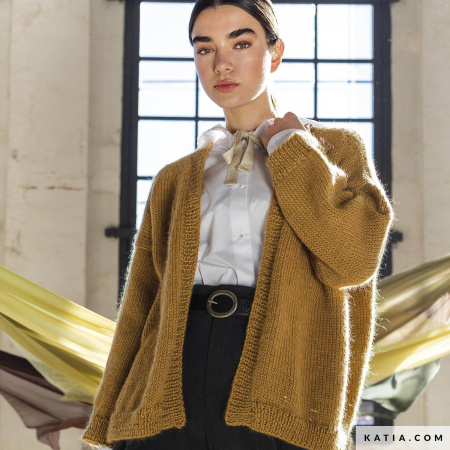 Журнал с моделями по пряже Katia ESSENTIALS 110  W22/23. Арт 6209