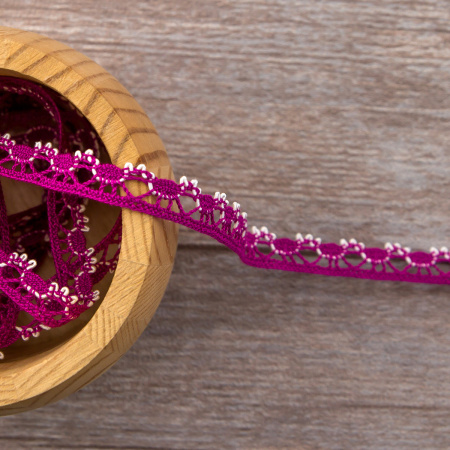 Мерсеризованное хлопковое кружево, 10 мм, цвет цикламеновый с белым. Арт 3480/G7