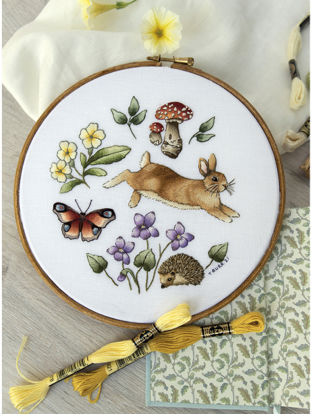 Книга "Вышиваем гладью. Поэзия природы" Триш Бурр. Арт 978-5-00141-995-2