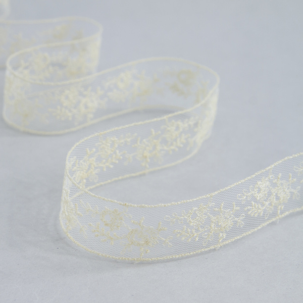 Вышивка на тюле, 23 мм, цвет экрю. Арт I647/02