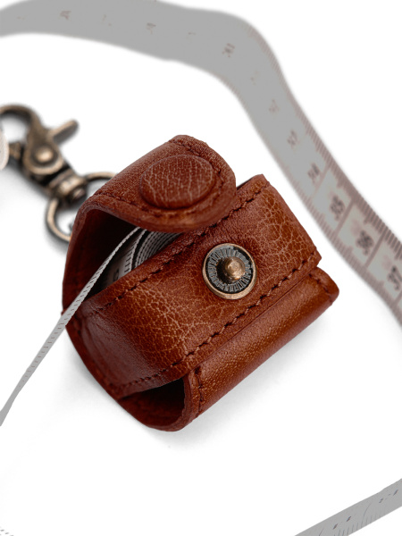 Чехол для сантиметровой ленты "Malmö hook" Rich Brown. Арт QB-4708/Rich Brown