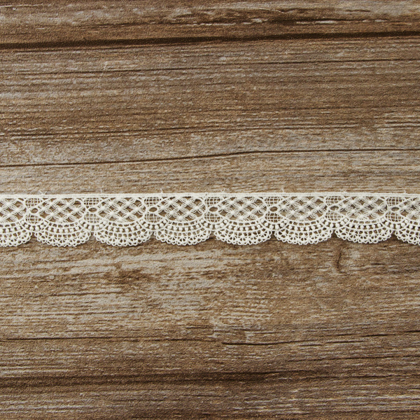 Кружево-вышивка на тюле, 15 мм. Арт 42272/00