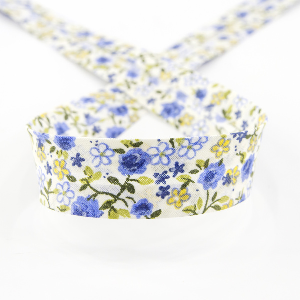 Косая бейка с  рисунком SAFISA, арт.6452, 20 мм, 20 м, цвет 02. Арт 6452-20мм-02