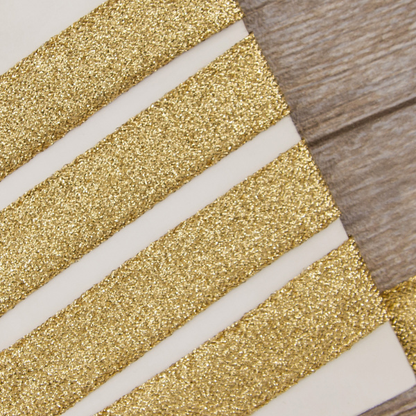 Тесьма PEGA уплощенная с люрексом, цвет золотой, 22,5 мм. Арт 881113961X7000          
