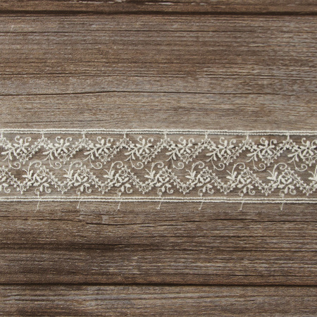 Кружево-вышивка на тюле, 30 мм. Арт 42179/00