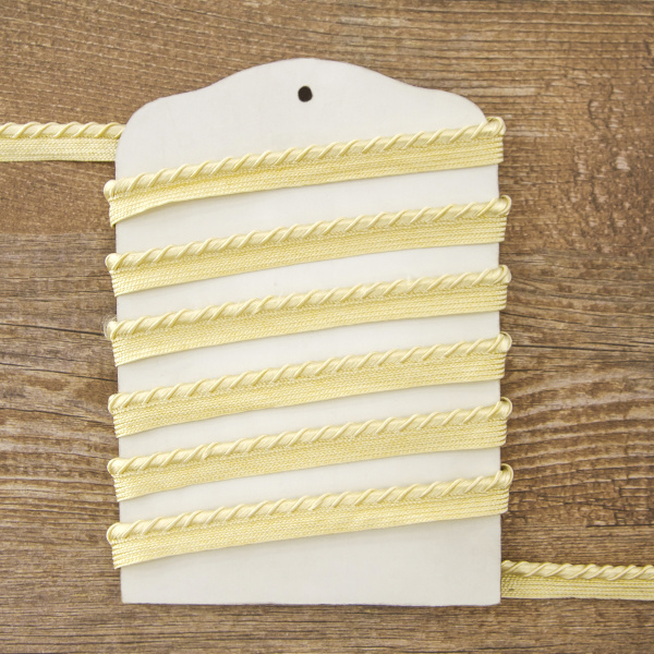 Кант декоративный, 3,5 мм, цвет кремовый. Арт 843213000A1901          