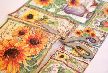 Бумага упаковочная "Женщина и часы", рисовая, 48 х 33 см. Арт DFS196                  