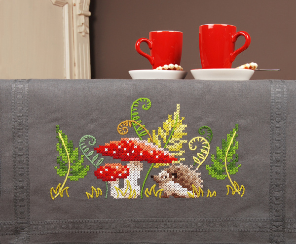 Набор для вышивания дорожки "Ежик с папоротником" . Арт PN-0195349