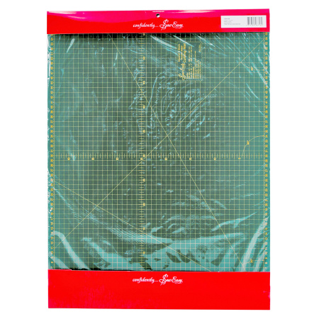 Набор для пэчворка: мат двусторонний 58 х 43 cм/23" х 17",линейка 24" х 6 1/2", нож раскройный 45 мм. Арт ER4104           