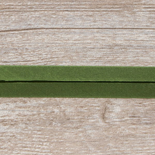 Косая бейка атласная 20 мм, 25 м, цвет 26, хаки темный. Арт 6260-20мм-26            