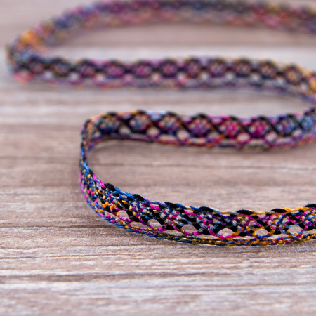 Мерсеризованное хлопковое кружево, 13 мм, цвет сиренево-серо-желто-розовый с черным. Арт 3155/A4