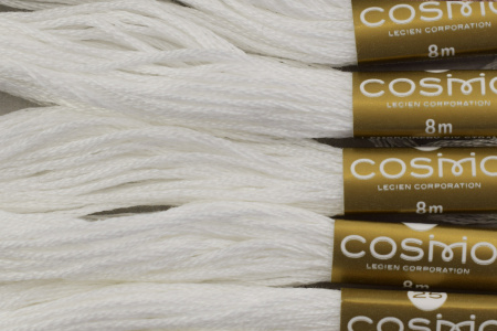 Мулине COSMO однотонный цвет  100       . Арт 25-6/100       