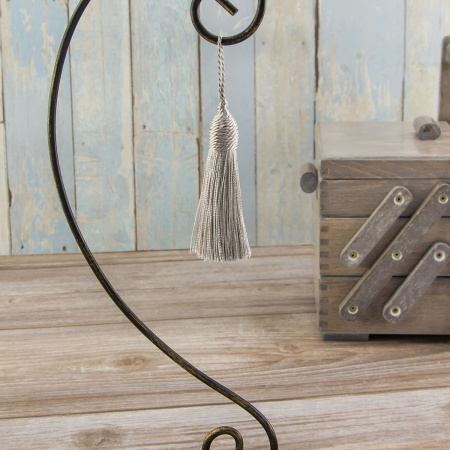 Кисть декоративная на шнуре, длина 85 мм, цвет серебряный. Арт KY - 05-col.PE - 65