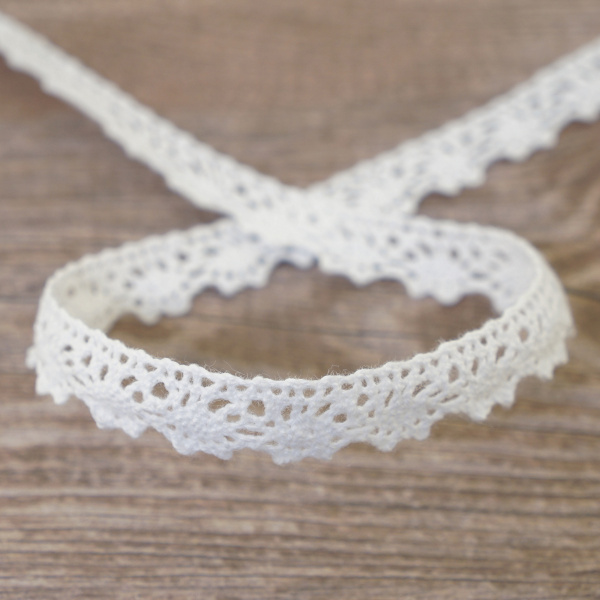 Кружево хлопковое на картонной катушке, цвет белый. Арт VL10.035