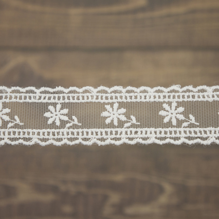 Кружево-вышивка на тюле, 30 мм, цвет белый, 100% полиэстер, 4,5 м. Арт T-3006.212
