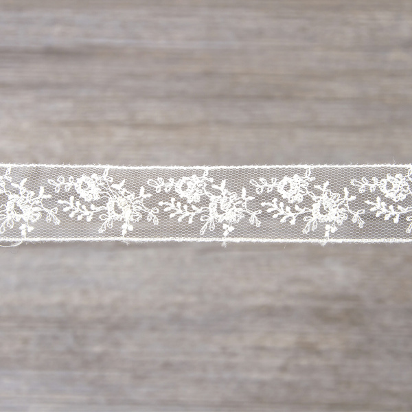 Вышивка на тюле, 23 мм, цвет белый. Арт I647/01