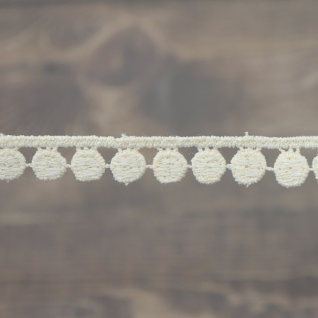 Кружево гипюр, 12 мм, цвет бежевый, 100% полиэстер, 4,5 м. Арт G-4634.371
