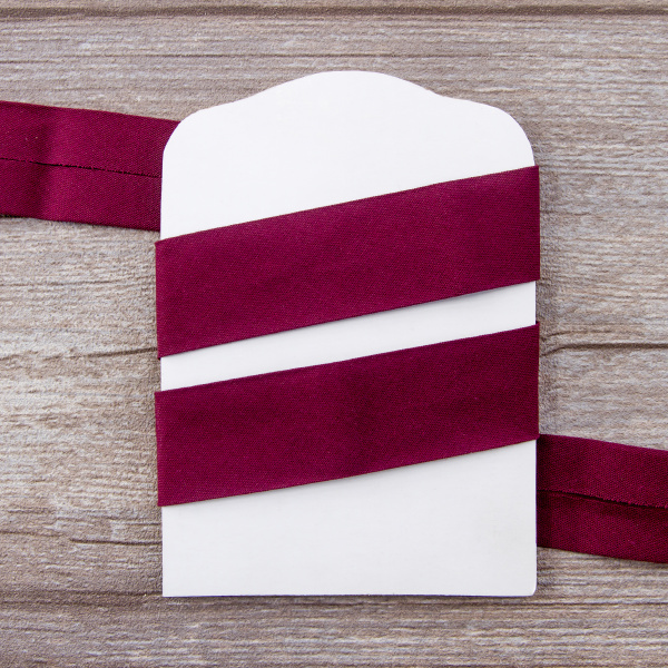 Косая бейка хлопок/полиэстер на блистере, 30 мм, 2,5 м, цвет 30, Бордовый. Арт P06120-30мм-30          