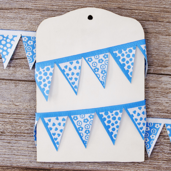 Лента жаккард "Флажки" SAFISA, 36 мм, 15 м, цвет 01. Арт 9201-36мм-01