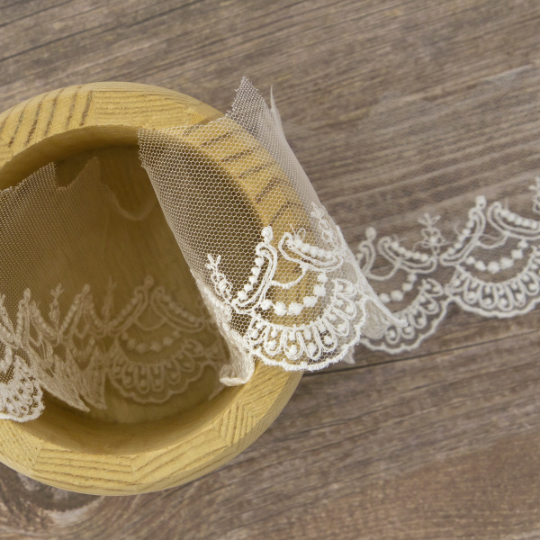 Кружево-вышивка на тюле, 22 мм, 13,5 м. Арт 41703/01