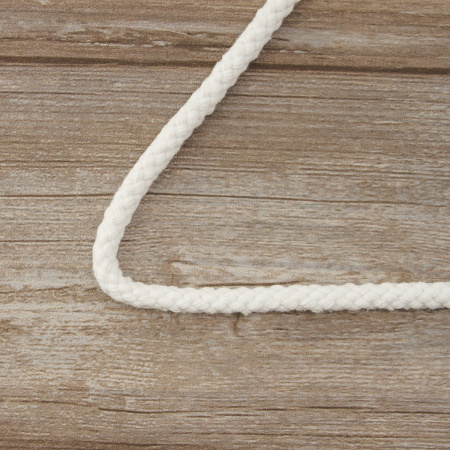 Шнур плетеный SPIRAL ( SAFISA), 10 мм, 25 м, цвет белый. Арт 25279-10-02