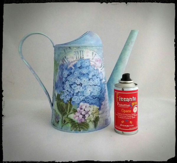 Лак - спрей  для финишного покрытия "Fissante Sray" с "матовым" эффектом. Арт KES05                   