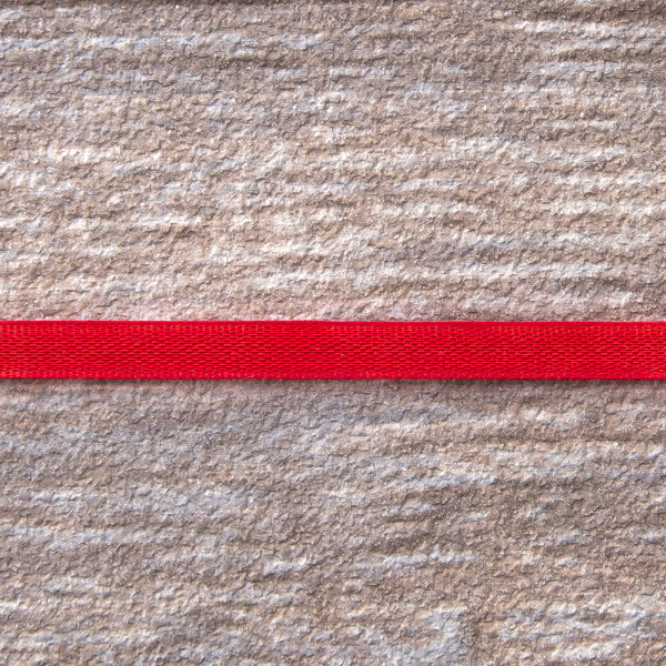 Лента для вышивания SAFISA на блистере, 4 мм, 5 м, цвет 14, красный. Арт P111-4мм-14             