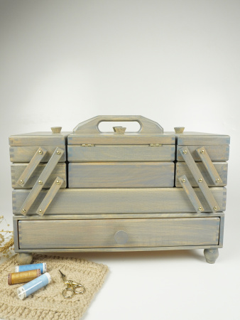 Шкатулка для рукоделия, бук, 4 этажа, античный серый. Арт 31/208/9                