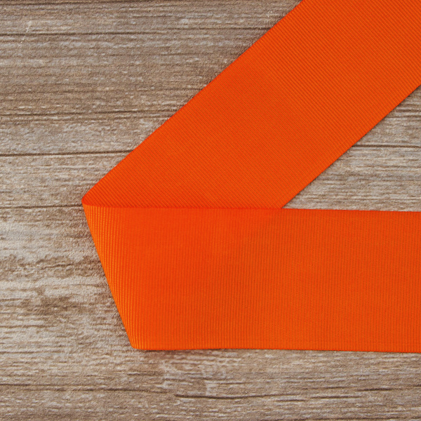 Лента репсовая SAFISA, 50 мм, 25 м, цвет 61 алый. Арт 350-50мм-61