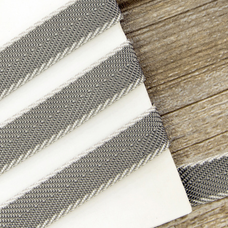 Тесьма ременная (стропа) PEGA серая с белыми краями, 20 мм. Арт 836790120DT001     