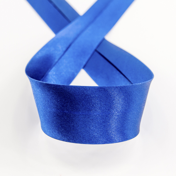 Косая бейка атласная 30 мм, 25 м, цвет 13, синий. Арт 6260-30мм-13            